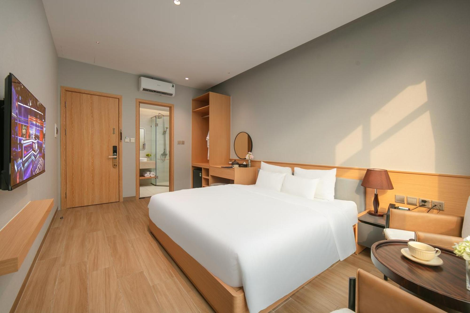 Pca Hotel 1 - Vinhomes Ocean Park — Photos 1